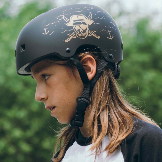 Helmet NKX Brain Saver Black/Gold Pirate-Best price!